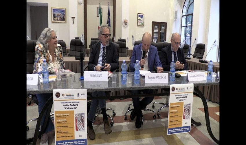 L’Ultimo Re di Attilio Sabato presentato a Castrovillari al Festival dei Lettori