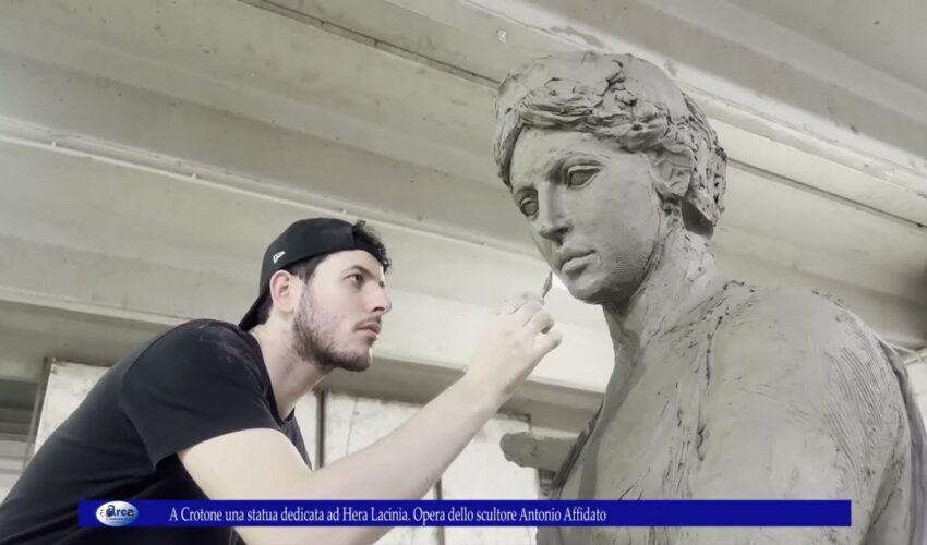 A Crotone una statua dedicata ad Hera Lacinia. Opera dello scultore Antonio Affidato